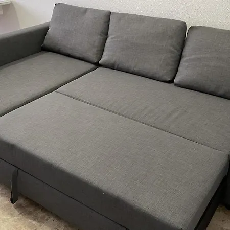 Apartamento Al Lado De La Playa Y Con Garaje *